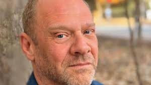 HCG signs Andreae and Dyson's festive tale for 2020