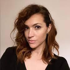 Kendra Pearce's Instagram, Twitter & Facebook