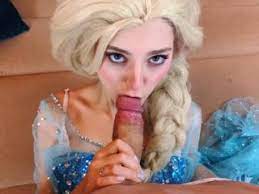 Cosplay d'Elsa, la Reine des Neiges version porno - Trixhentai