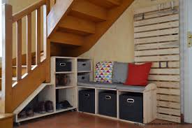 Rangement Sous Escalier Meuble Sur Roulette Afin De Pouvoir Ranger Des Longueurs Derriere Le Meuble Escaliers Palette Rangement Sous Escalier Sous Escalier