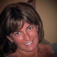 Kara Munson's Instagram, Twitter & Facebook