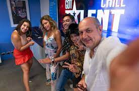 El jurado está compuesto luis gnecco, denise rosenthal, sergio freire y carolina arregui, que fue presentado en enero pasado. Nuevo Estelar De Got Talent Chile Se Estrenara En Marzo