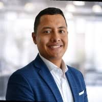 2200+ perfiles de «Silverio»