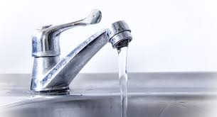 Ecologique et économique, le traitement anti calcaire pour l'eau hydr'eau2® est introduit par un procédé complètement sécurisé du co2 alimentaire dans l'eau pour dissoudre le tartre empêchant ce traitement anti calcaire pour l'eau n'altère pas la potabilité, ne déclenche pas d'effet corrosif, ne. 5 Astuces Contre Le Calcaire Sur La Robinetterie Mamie Co