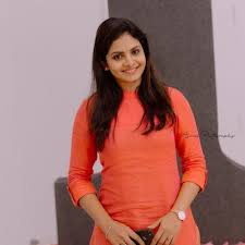 Maybe you would like to learn more about one of these? Parasparam Actress Gayathri Arun Photos Photos Hd Images Pictures Stills First Look Posters Of Parasparam Actress Gayathri Arun Photos Movie Mallurepost Com