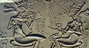 Their eldest child was born at malkata towards the beginning of his reign, (c.1350 bc), her name means, 'she who is beloved of aten'. Akhenaten And His New City Akhet Aten