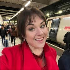 Emma Lucky's Instagram, Twitter & Facebook