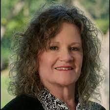 Margo Elder's Instagram, Twitter & Facebook