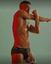 Best Gay OnlyFans Accounts You Must Follow Today | iGayChat