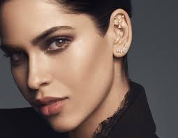 The venue is only a few minutes from the airport away. Maria Tash Rolls Out First Formal Collection And Two New Piercings Wwd