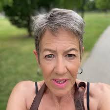 BREAKING NEWS 🚨🚨🚨 In a groundbreaking deal, 50 Cent has sold his highly  anticipated documentary