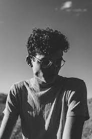 This year's best curly hairstyles & haircuts for men, as picked by experts. Top 10 Curly Haircuts For Men Naturallycurly Com