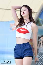 Idols Photo Pretty Korean Girls Kpop Girls Leggings Are Not Pants