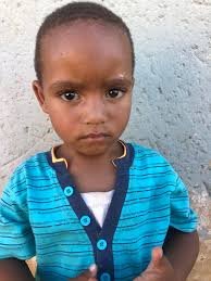 Dumelang bagolo ngwana kio o latlhegile ga itsi le go buwa re kopa thuso