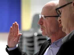 Vereidigung zum Stadtbürgermeister: Uwe Erner wird Ehrenamtler