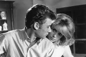 Movie icon catherine deneuve, 76, had a lifelong affair with 'french elvis' johnny hallyday which began when they were teenagers and continued until his death in 2017, new biography reveals. Catherine Deneuve Et Johnny Hallyday Lady Lucille Leve Le Voile Sur La Passion