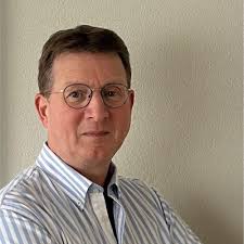 👩‍🔬 Apollo Hospitals Hospitals is a leading healthcare provider in India,  known for its comprehensive range of medical services and state-of-the-art  facilities.