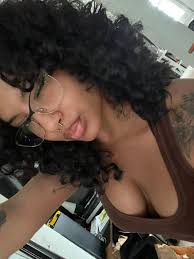 Hi, everyone! There are many new folks in the group so I thought I'd do  another meet the creator post. I'm Jess, and I am the one woman-show behind  Emerson St. Pottery.