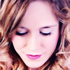 Jennifer Drott's Instagram, Twitter & Facebook