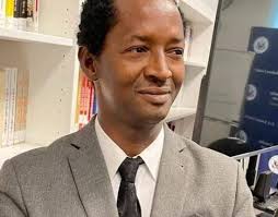 La redevabilité, entre serment et sourire ! (Par Alpha Abdoulaye Diallo)