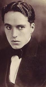 Although the legendary Chaplin (1889-1977), never lived in or filmed a  movie in the AV, he did have some connections. 🎥 🎬 He & his celebrity  friends were frequent visitors to Noah