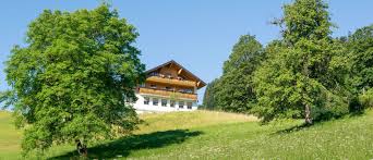 She has taught in the fitness industry since 1993 and specializing in yoga since 2001. Mountain Retreat Center Yoga Retreat Deutschland 2021