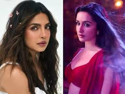 How Priyanka Chopra reacted after Shraddha Kapoor surpassed her to become  2nd most followed Indian star on Instagram - The Economic Times