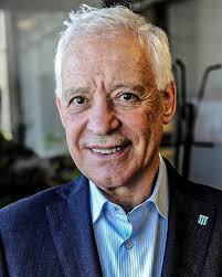 Hoy es el cumpleaños de Víctor Blanco, ex presidente de #Racing. ¿QUÉ  PUNTAJE LE PONÉS A SU GESTIÓN? 🤔