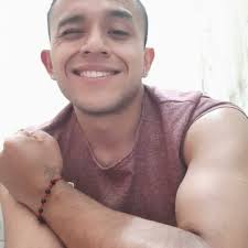 Cris figueroa (@figueroac201)