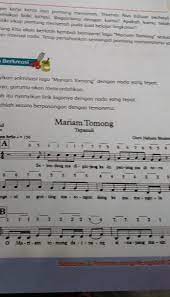 Supaya nada yang kamu nyanyikan tepat, kamu perlu berlatih bernyanyi dengan memperhatikan interval nada. Jelaskan Interval Nada Lagu Mariam Tomong Sampai Habis Dari Awal Brainly Co Id