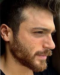 Can Can Yaman On Instagram Dalmis Gitmissin Kuzzuuuum Su Akar Yolunu Bulur Takma Kafana Canyaman Canyaman En 2020