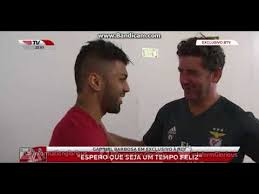 Gabriel barbosa signed for inter in august 2016 for a reported transfer fee of €30 million and has be a success with benfica as the portguese outfit will have to pay inter €28 million to make the transfer. Gabriel Barbosa E Reforco Do Sl Benfica Youtube