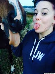Smiling Horse Selfie Row Continues As Owner's Daughter Denies Claims She  Wanted Half Of The £2,000 Prize