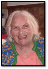 Clarissa Grove's Instagram, Twitter & Facebook