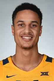 Jesse Edwards's Instagram, Twitter & Facebook