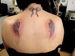 It simply means that you believe in a world full of good people. Small Angel Wings Tattoo On Shoulder Blade Novocom Top