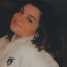 Natalie Lay (gizzybear11)