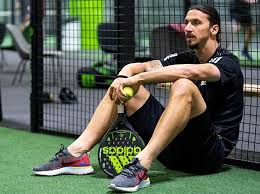 Ibrahimovic had to come off—with the final key games of the season and the euros ahead. La Dormilona Analysiert Die Figur Von Ibrahimovic Auf Dem Paddel Padel World Press 2021