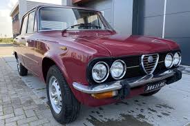 Image result for Blu Posillipo 1975 Alfa-Romeo