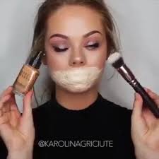 Found this whyly Looking Trhough Mangadex