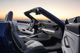 Top speed is 310 km/h. Porsche 911 992 Cabrio 2019 Bilder Preis Motor Fahrbericht Autobild De