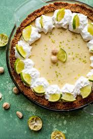 Deliciously Simple Homemade Key Lime Pie Macadamia Nut Crust And Only 3 Ingredients Needed For The Savory Pumpkin Recipes Key Lime Pie Easy Best Key Lime Pie