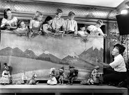 More muppets grover listens for the sound of music on this. Robert Wise On Set Of The Sound Of Music Sound Of Music Sound Of Music Movie Musical Movies