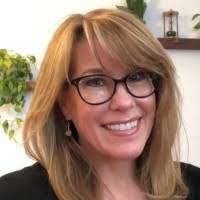 Kris Dewitt's Instagram, Twitter & Facebook