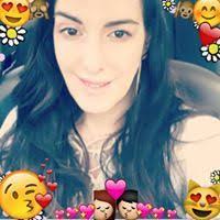 Cora Leone's Instagram, Twitter & Facebook