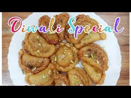 Simple, sweet pastry is a wonderful rich shortcrust pastry and is perfect for sweet pies, tarts and desserts and so easy to make. Video Suryakala