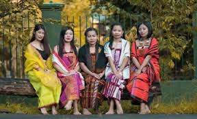 The manipuri females wear blouses in a traditional style with lahing/chakshabi. A Glimpse Of The Indigenous Tribes Of Manipur Part 1 Mygov Blogs