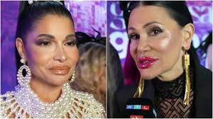 Dritte Brust? Micaela Schäfer hat offenbar einen Chirurgen gefunden