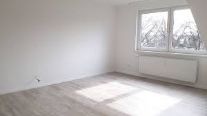 Og 99qm in gelsenkirchen buer balkon die 3,5 raum wohnung ist 99m² groß und wird an max. 3 Zimmer Wohnung Zu Vermieten Bosingfelder Strasse 1 45896 Gelsenkirchen Scholven Mapio Net
