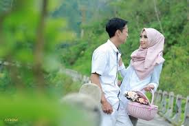 Maka dari itu, tak sedikit yang mempersiapkannya secara detail mulai dari sekarang. 15 Spot Prewedding Jogja Outdoor Terbaik Tugu Wisata